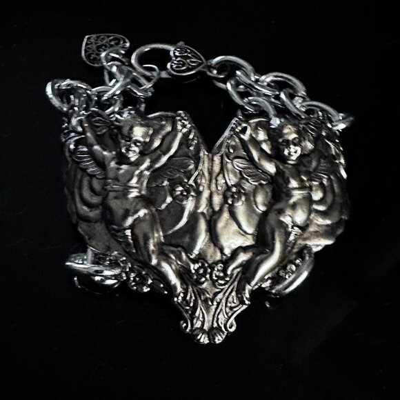Cherub Angel Cuff Bracelet Victorian Silver Repoussé Cupid Angels Christmas Gift - Picture 9 of 12